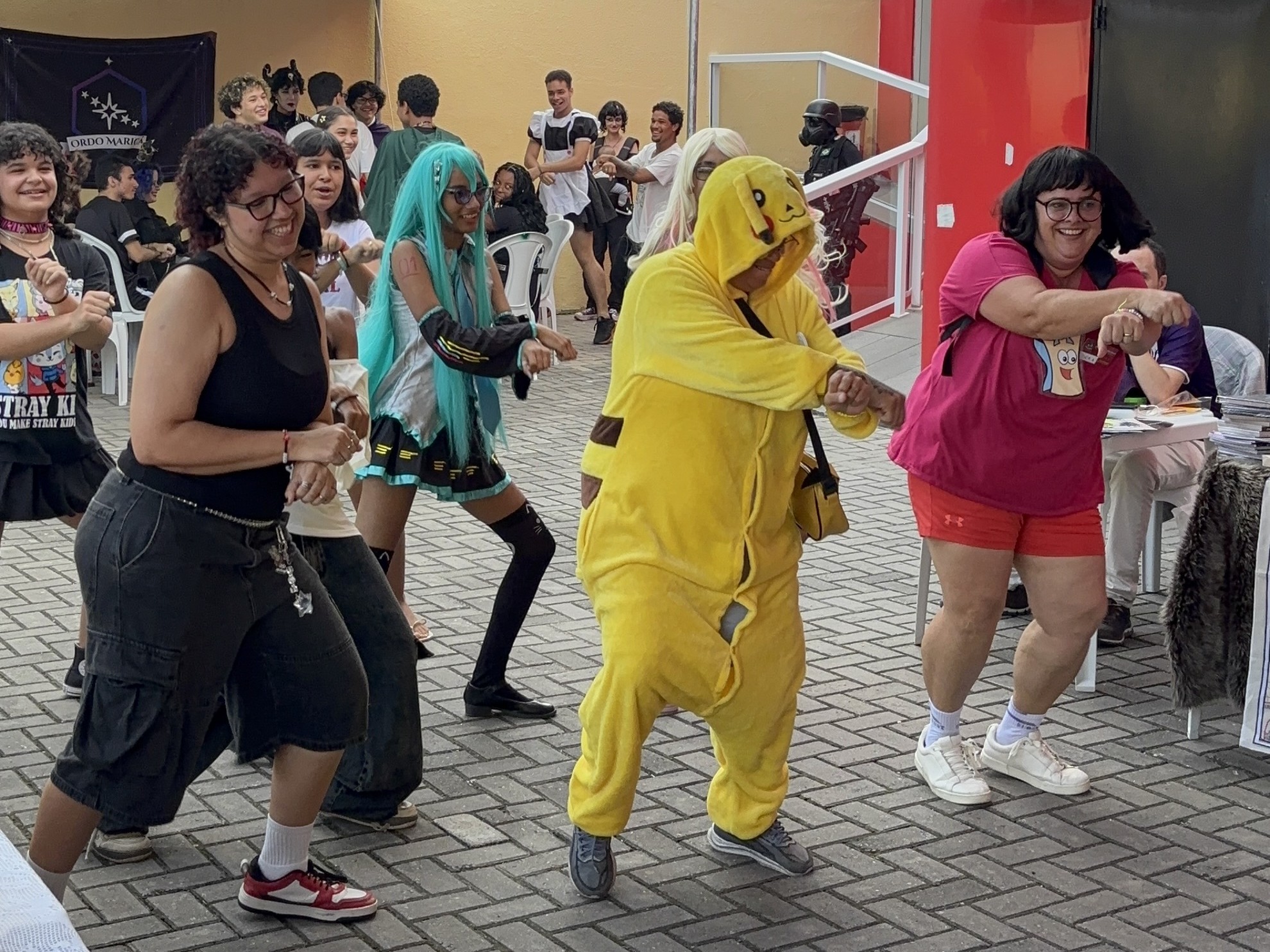 Prefeitura de Maricá promove festa da cultura pop com aniversário de um ano do CineGeek